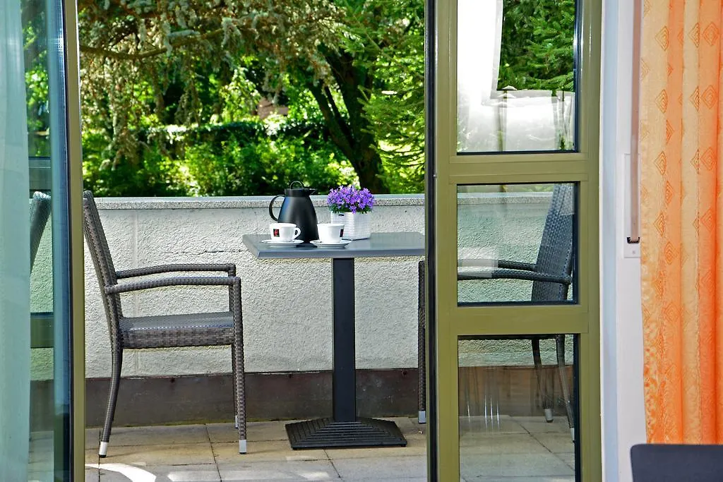 Christkoenigshaus Hotel Stuttgart 2*,